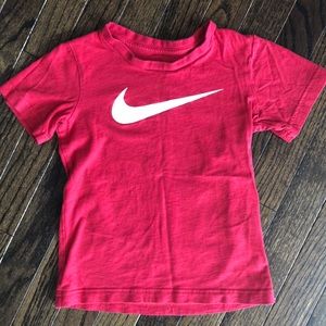 Boys Nike tee